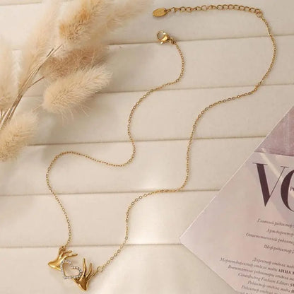 Halskjede “Hands of Love”